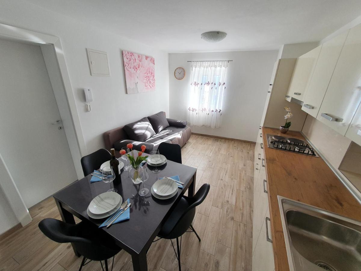 Apartaments Ukic Првич Шепурине Екстериор снимка