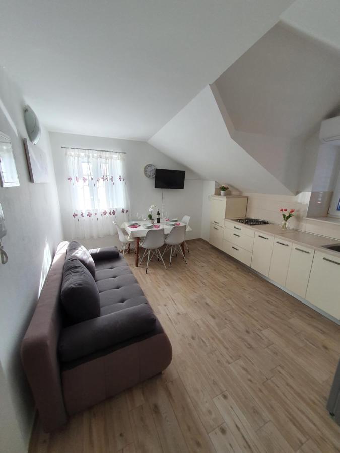 Apartaments Ukic Првич Шепурине Екстериор снимка