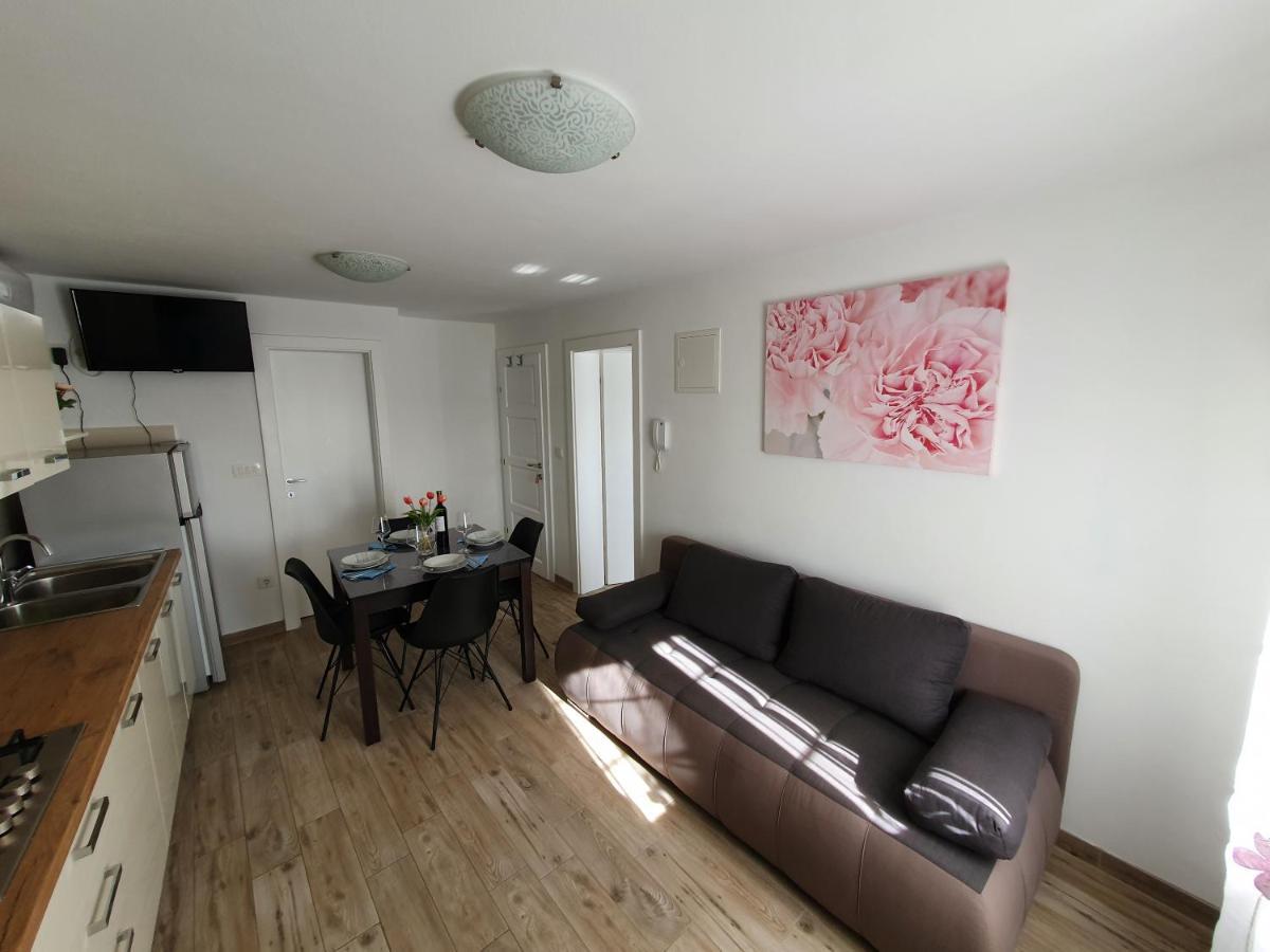 Apartaments Ukic Првич Шепурине Екстериор снимка