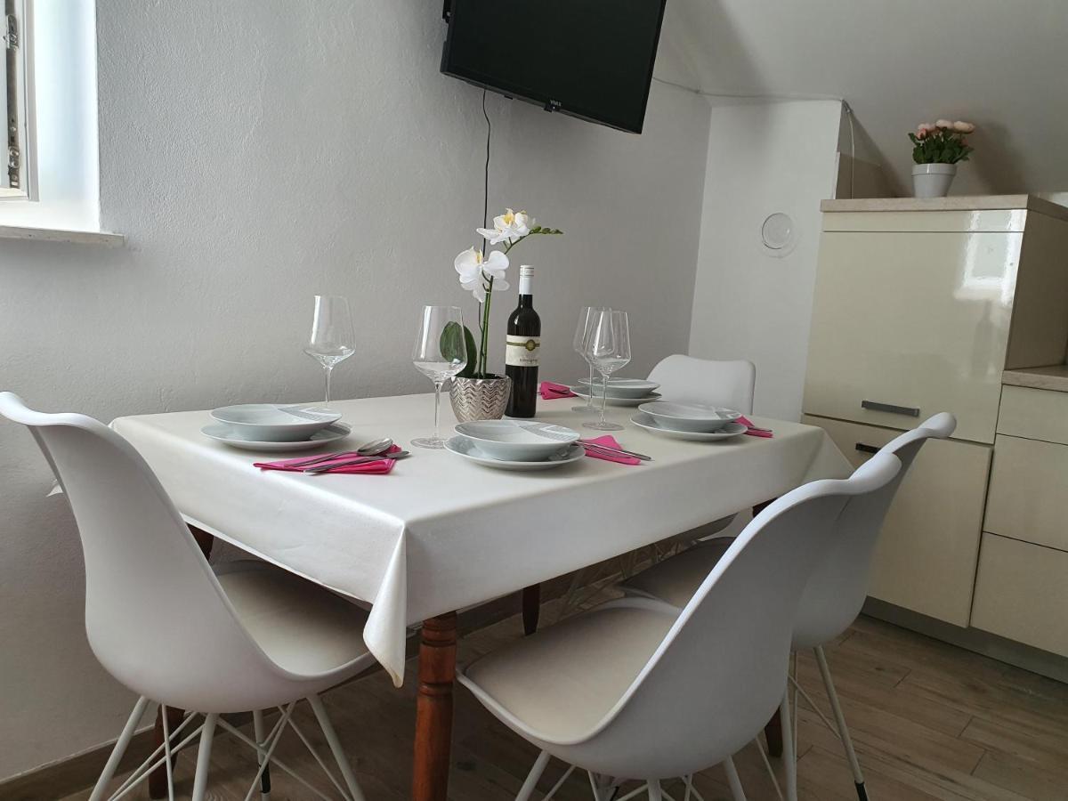 Apartaments Ukic Првич Шепурине Екстериор снимка